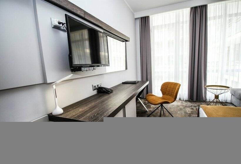 اتاق راحتی, Best Western Plus Premium Inn