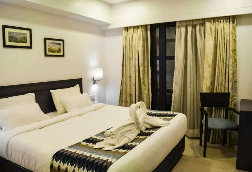 Номер Deluxe, Comfort Inn Emerald