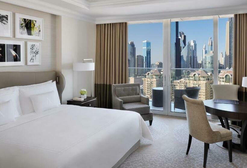 Номер Deluxe, Kempinski The Boulevard Dubai