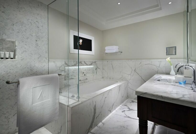 اتاق لوکس, Kempinski The Boulevard Dubai