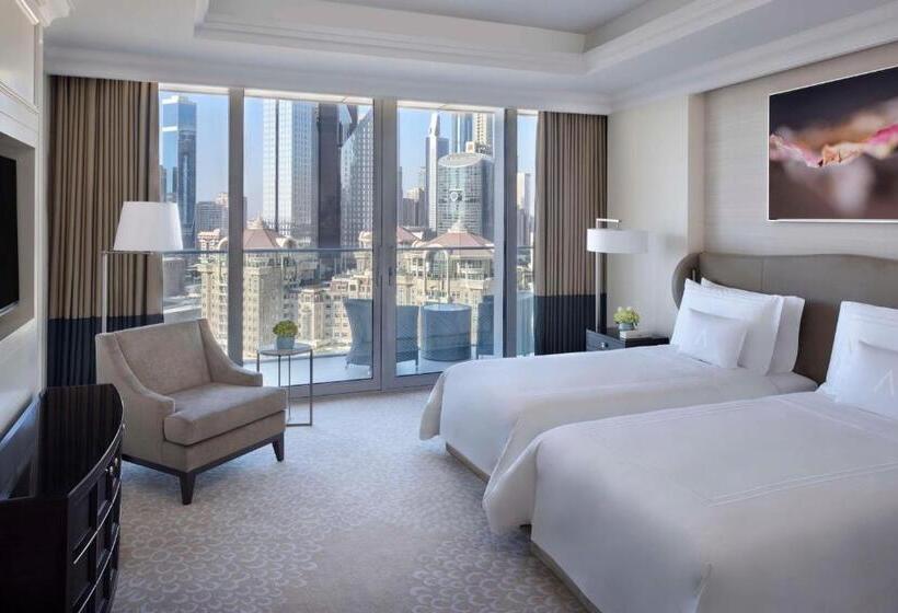 Номер Deluxe, Kempinski The Boulevard Dubai