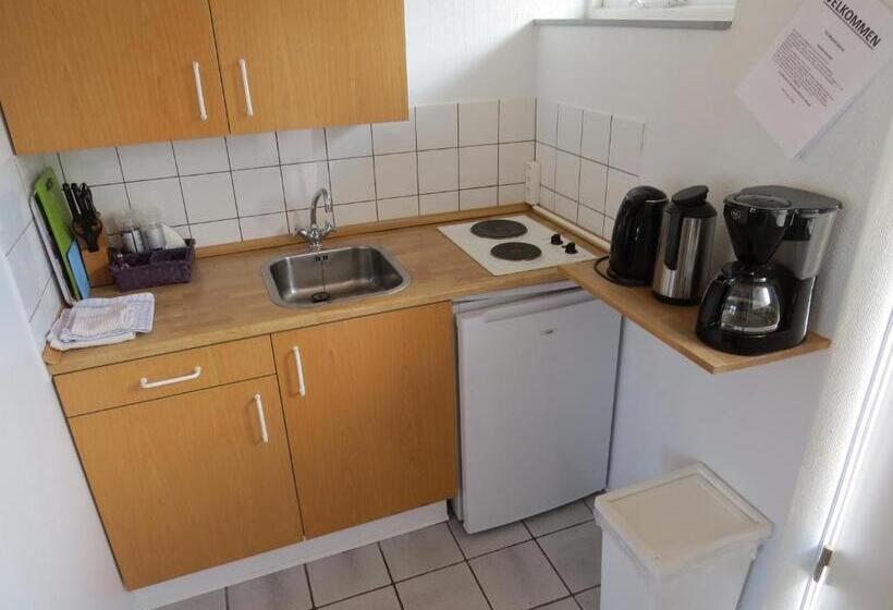 Студия Стандарт, Motel Garni Blåvand