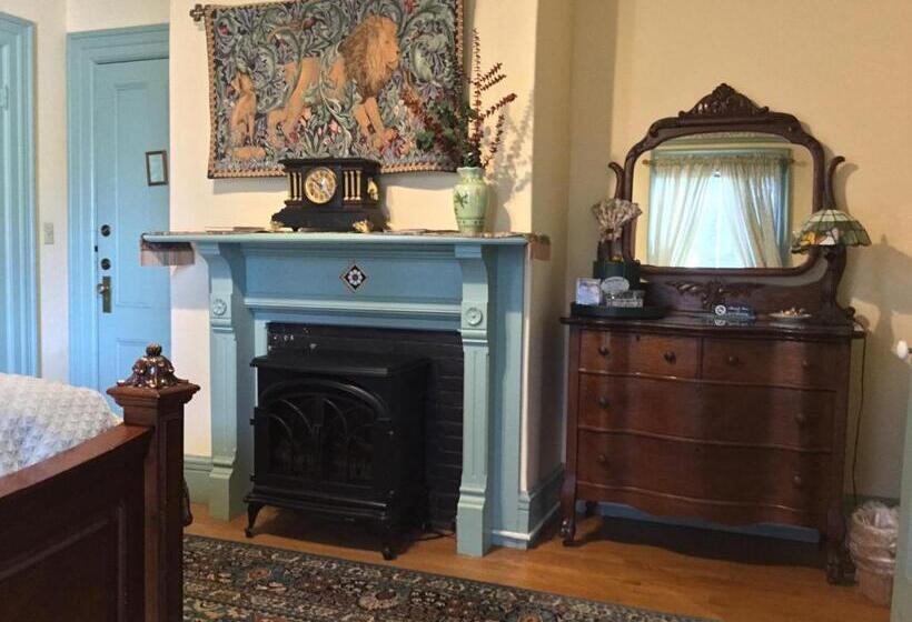 디럭스 룸, Amherst Inn