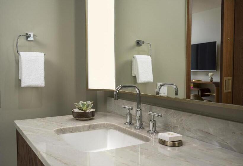Standard-huone Queen-vuode, Thompson Palm Springs, By Hyatt