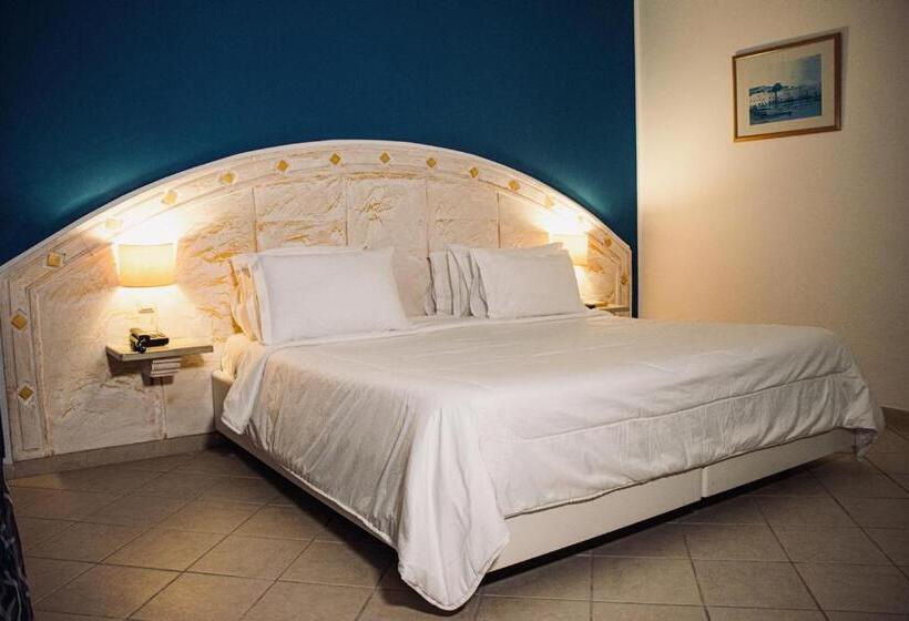 Chambre Quadruple Deluxe, Cap Bon Kelibia Beach Hotel & Spa