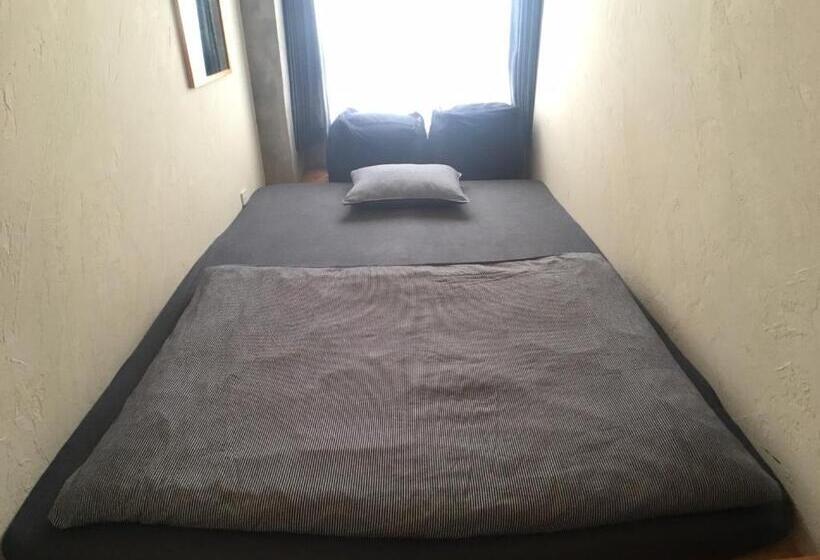 اتاق استاندارد, Guest House Golden Mile Hostel