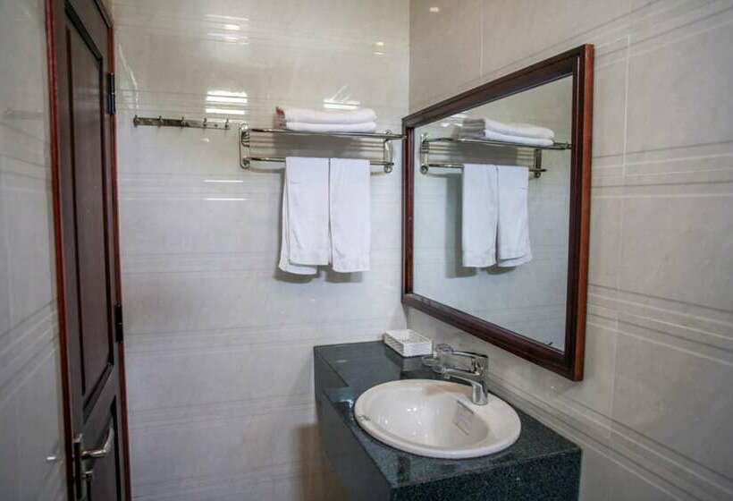 اتاق استاندارد, Trieu Khang Hotel Gần Sân Bay Cam Ranh Near Cam Ranh Airport