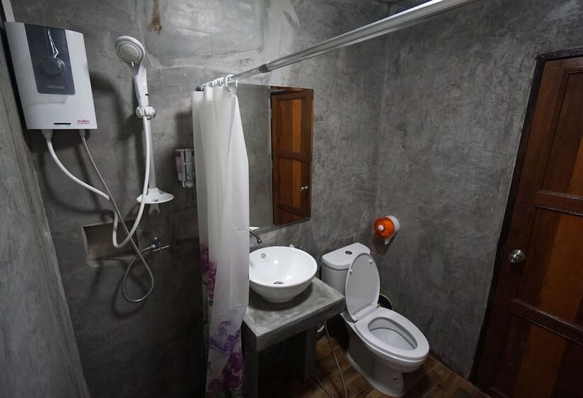 غرفة قياسية, Pk Hostel
