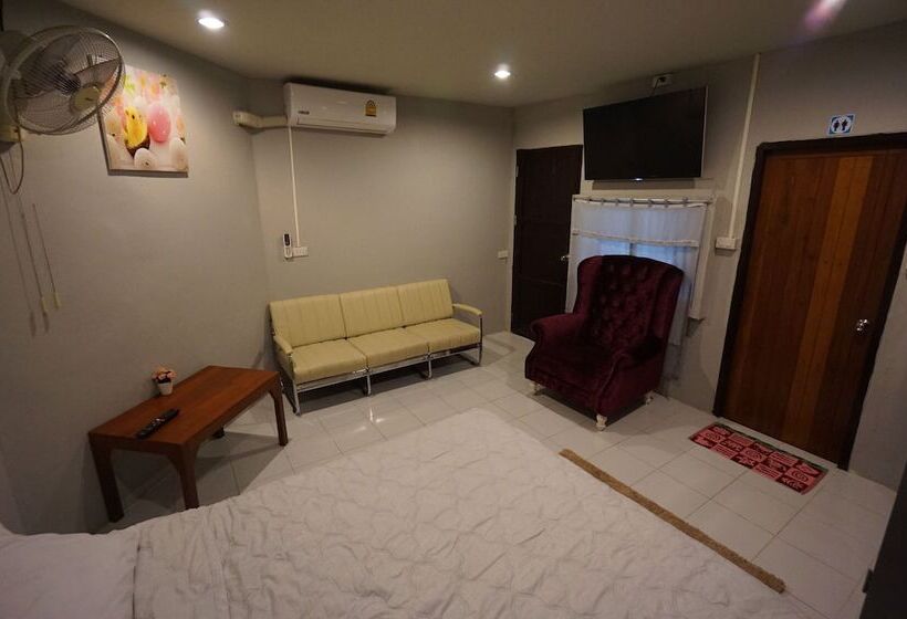 غرفة قياسية, Pk Hostel