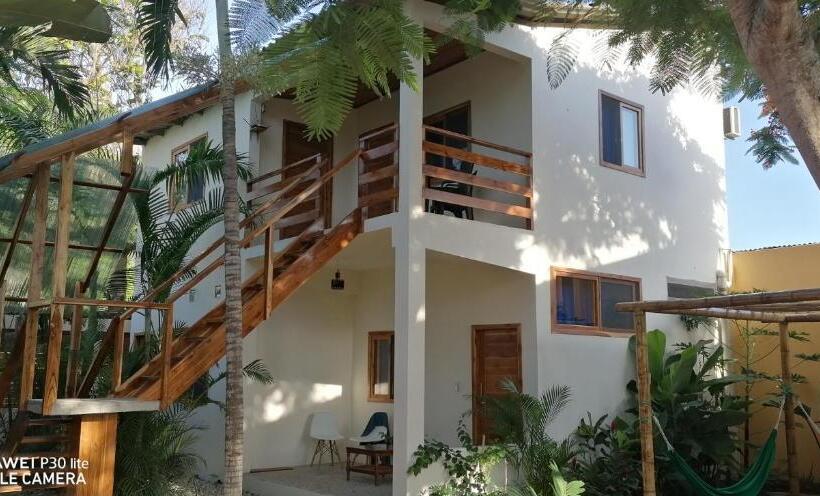 Номер Стандарт с Террасой, Tagualodge Hostel Manglaralto