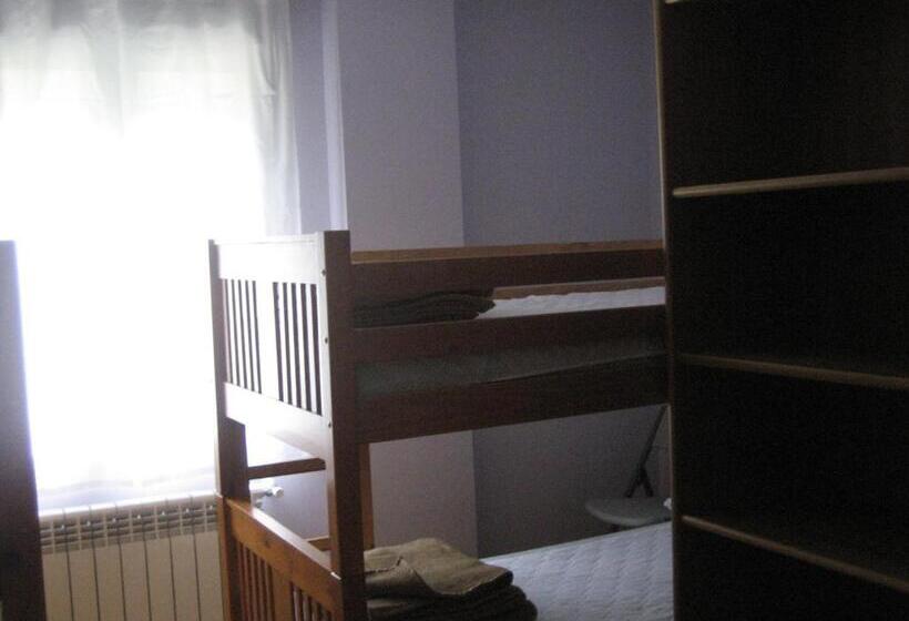 四人标准间, Albergue Turístico Rio Aragon