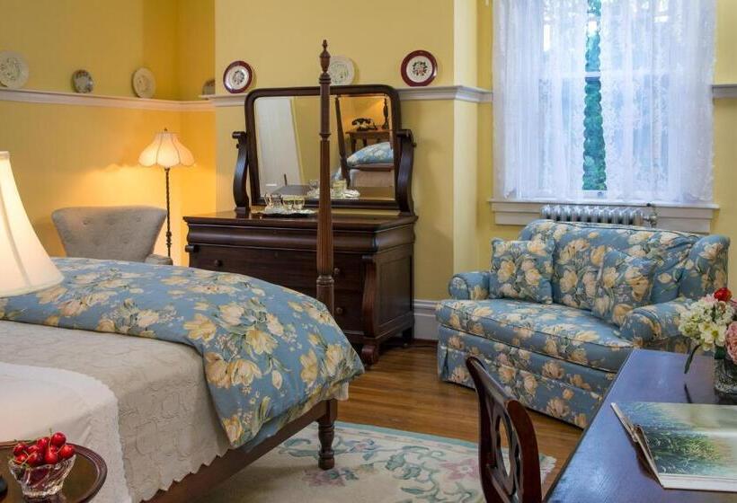 스탠다드 룸 킹사이즈 침대, Mercersburg Inn