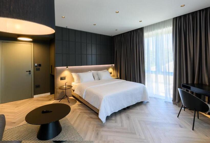 اتاق لوکس, Luna Residence