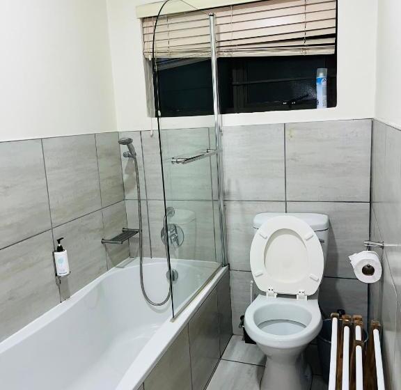 Дом 3 Спальни, Banana Beach Club Unit A2