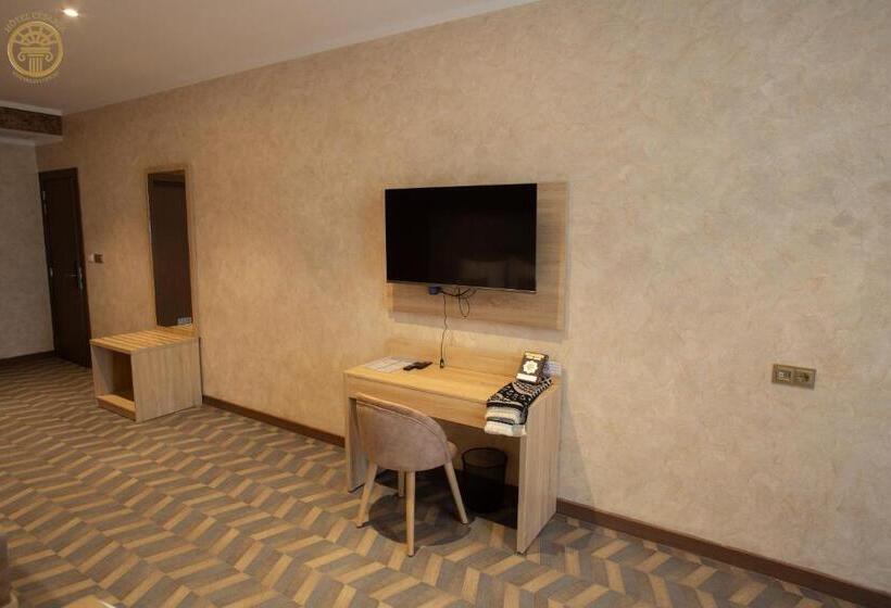 سوییت سوپریور, Hôtel Césarée