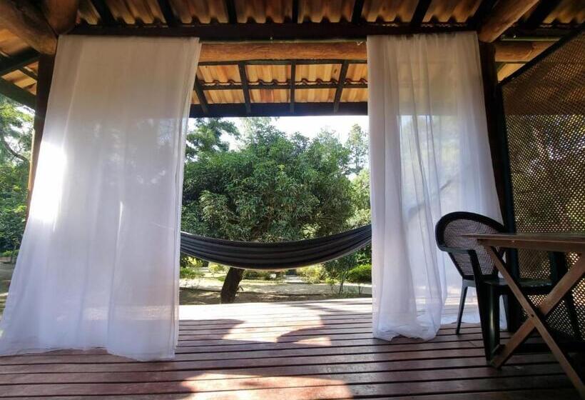 트리플 클래식 룸, Cabanas Espada De São Jorge