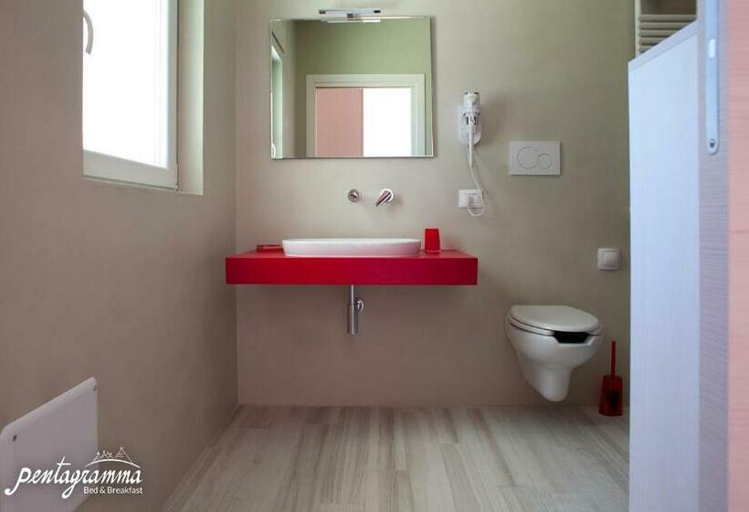 Стандартный Номер Кровать Кинг, B&b Pentagramma