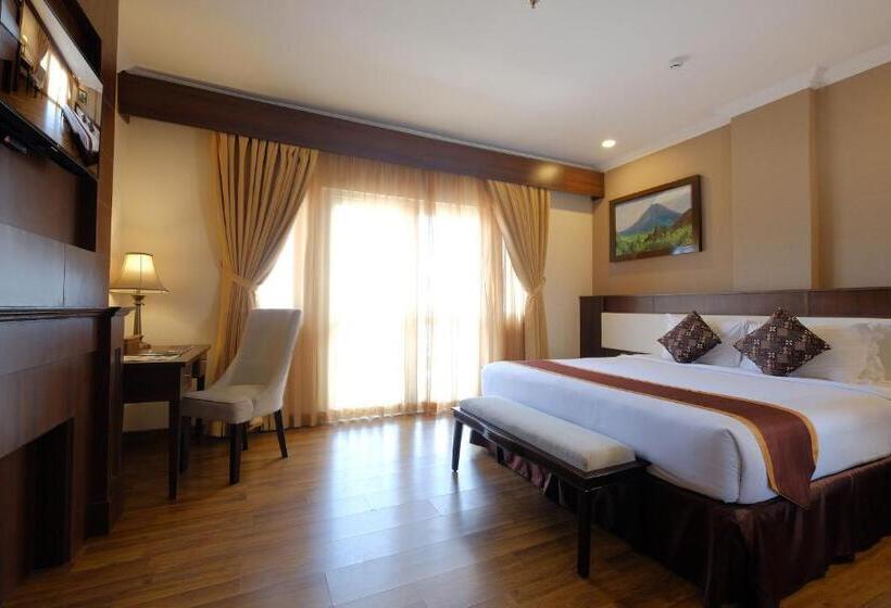 Номер Deluxe, Royal Darmo Malioboro