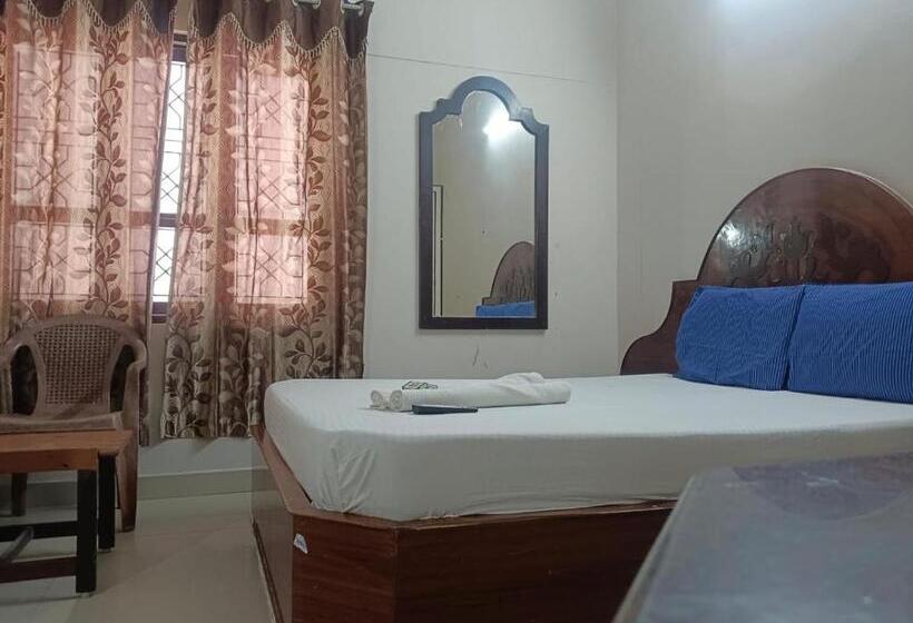 标准间, Sree Balaji Hotel   Lodge