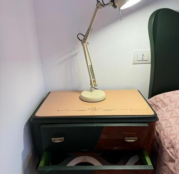 اتاق استاندارد با تخت بزرگ, Avi Rooms