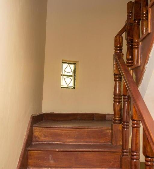 اتاق استاندارد یک نفره, Themes Guesthouse, Nanyuki