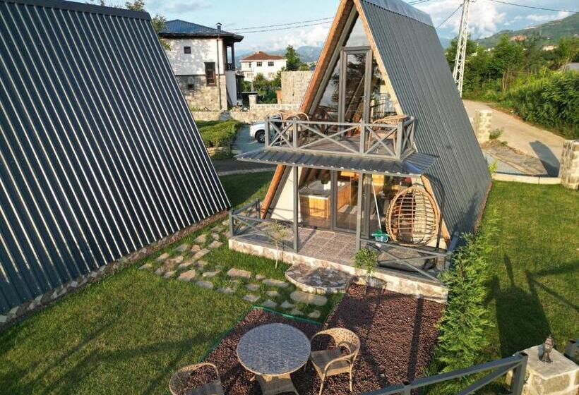 Четырехместный Номер Стандарт, çicek Bungalov