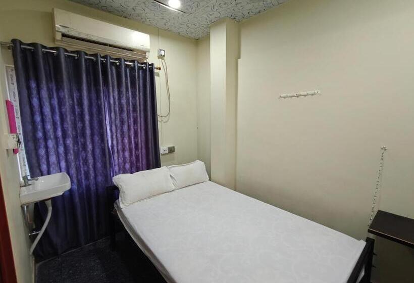 اتاق لوکس, Shivalaya Lodge