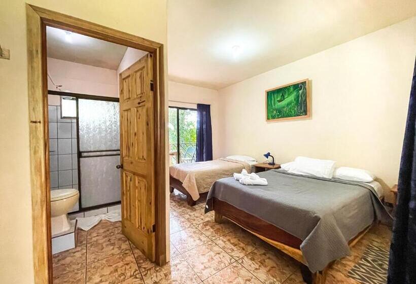 اتاق لوکس, La Casa De La Montaña