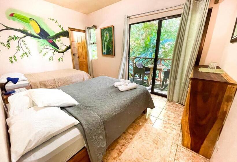 اتاق لوکس, La Casa De La Montaña