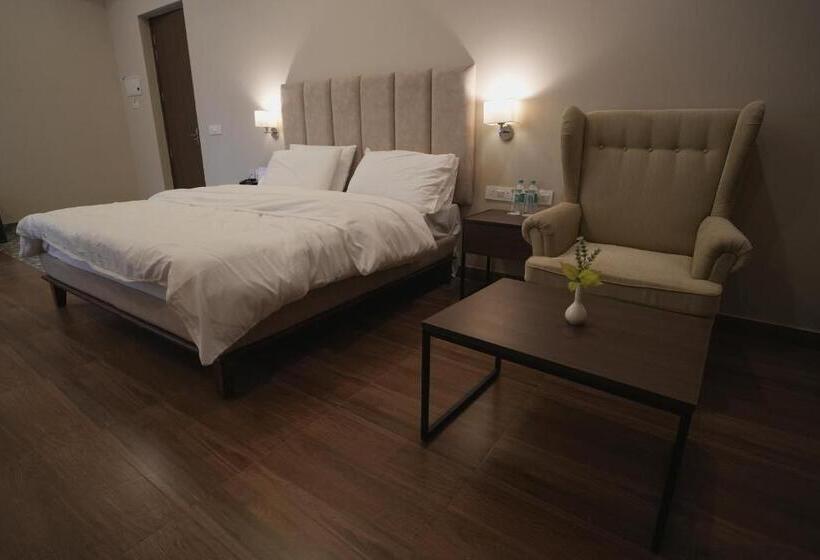 Номер Deluxe, Tdi Club Retreat Sector 110