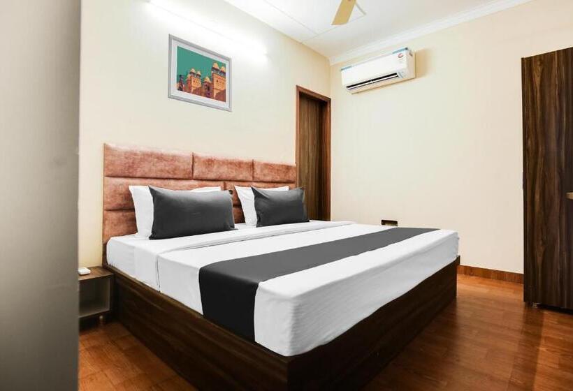 Трехместный Номер Классика, O Grace Residency