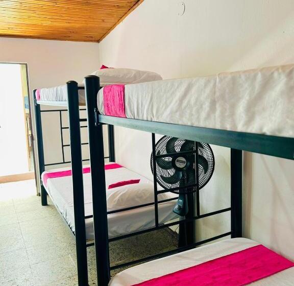 Семейный Номер, Casa Hotelgitanos