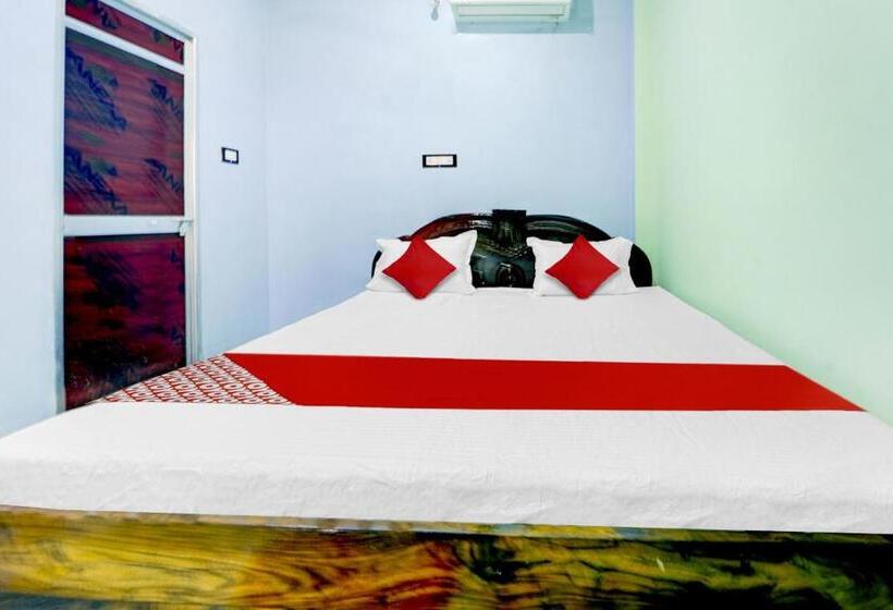 Трехместный Номер Классика, Oyo Flagship Laxmi Marriage Hall Restaurant And Guest House