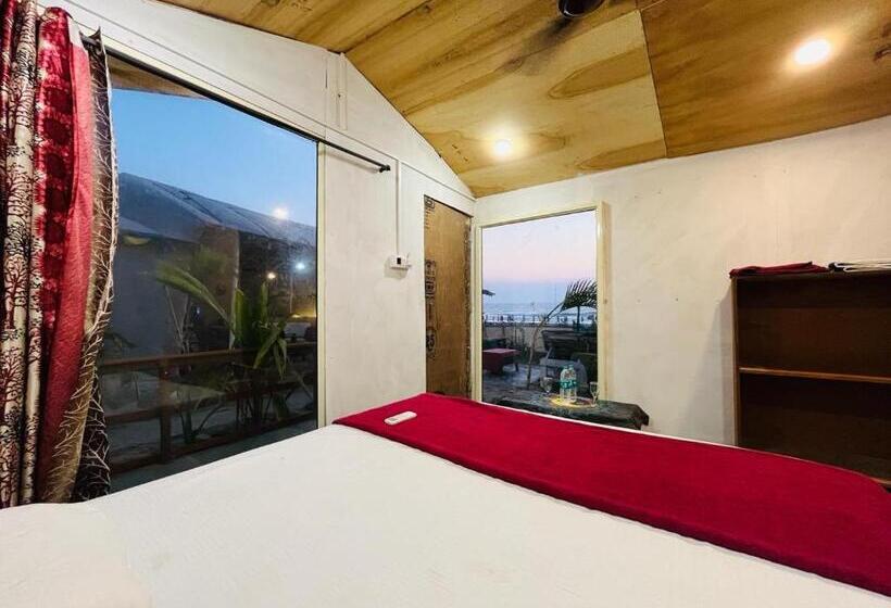 带大床的标准间, The Om Resort