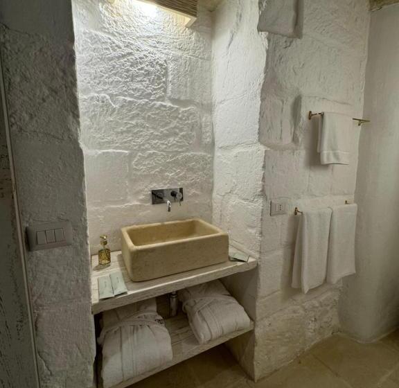 标准间, Empireo Riad