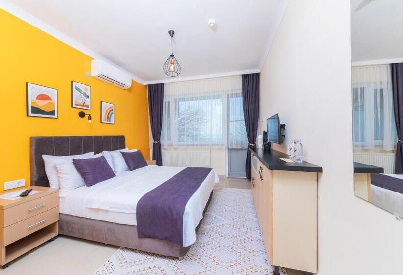 اتاق استاندارد, Ki̇raz Beach Otel