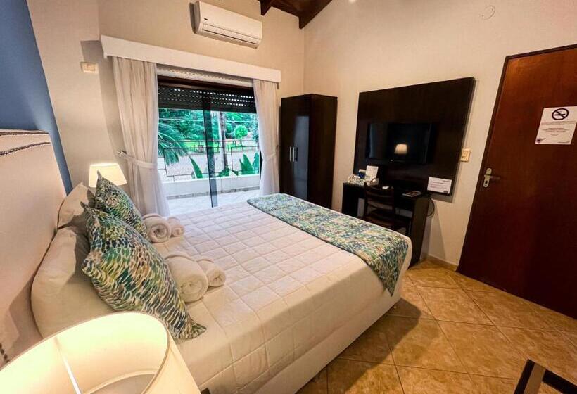 اتاق خانوادگی با سرویس بهداشتی مشترک, Mburucuyá Hotel Boutique
