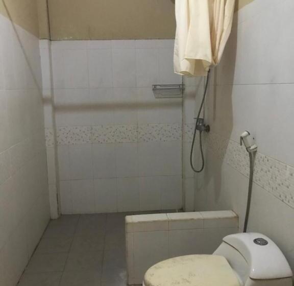 Номер Стандарт, Pondok Gili Lampu