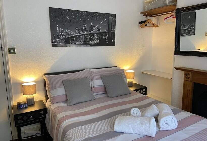 Номер Стандарт, The Capri Guesthouse