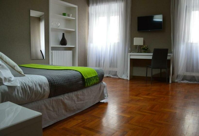 اتاق لوکس با تخت بزرگ, Acque Del Velino B&b