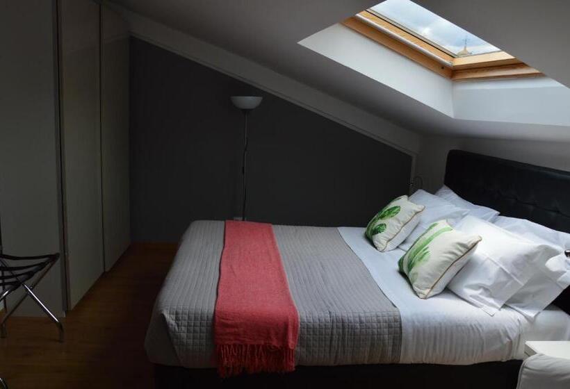 اتاق لوکس, Acque Del Velino B&b