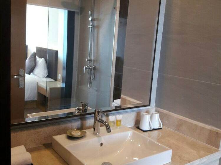 اتاق لوکس با چشم‌انداز شهر, Muong Thanh Luxury Da Nang