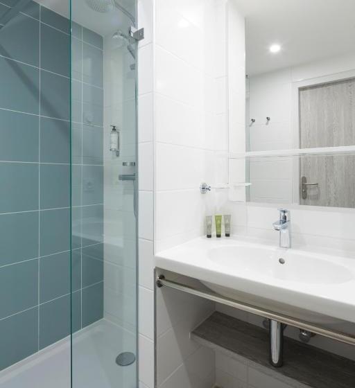 스탠다드 룸, Logis Hôtel Les Pins   Opéralia