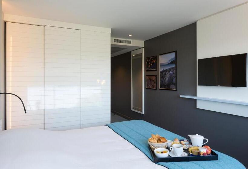 스탠다드 룸 가든 전망, Logis Hôtel Les Pins   Opéralia