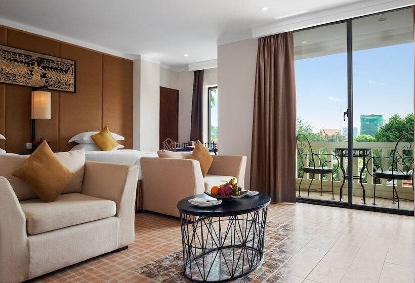 Королевский Люкс, Palace Gate Hotel & Resort By Ehm
