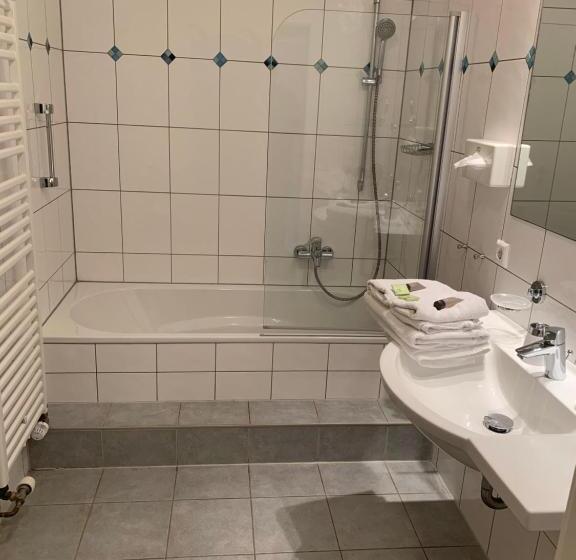 Полулюкс с Балконом, Suite Hotel Villa Erika