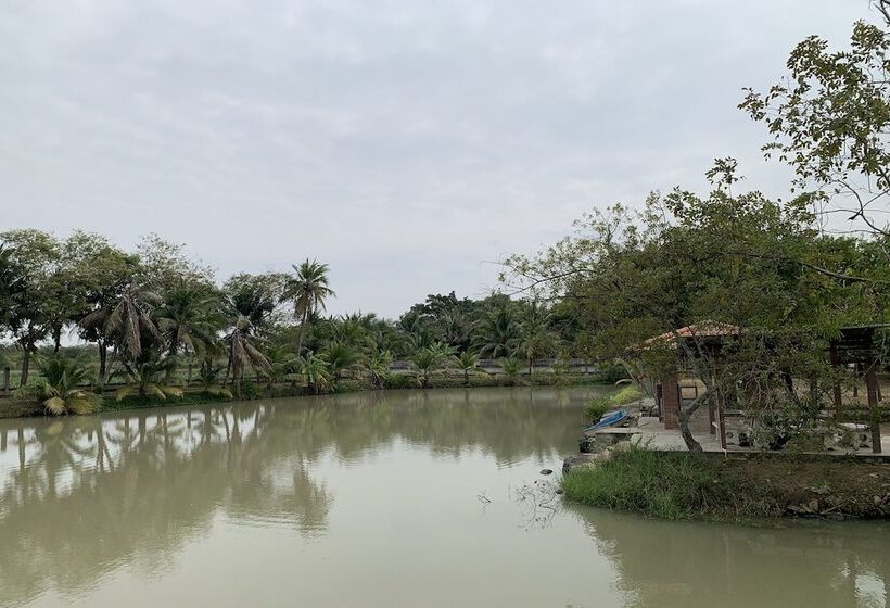 디럭스 룸, Busaya Resort & Cuisine