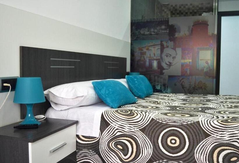 اتاق استاندارد, Bed&breakfast 10 Girona