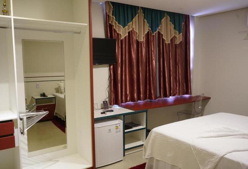 디럭스 스위트, Pak Suites