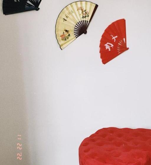 스위트, Pak Suites